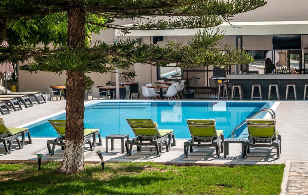 تسيليفي Trianon Studios المظهر الخارجي الصورة